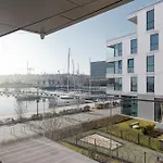 Gdynia Yacht Park - Delux Waterfront Apartament With Free Parking